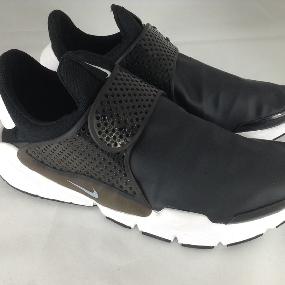 Nike Shoes | Nike Soft Dart Se Black 